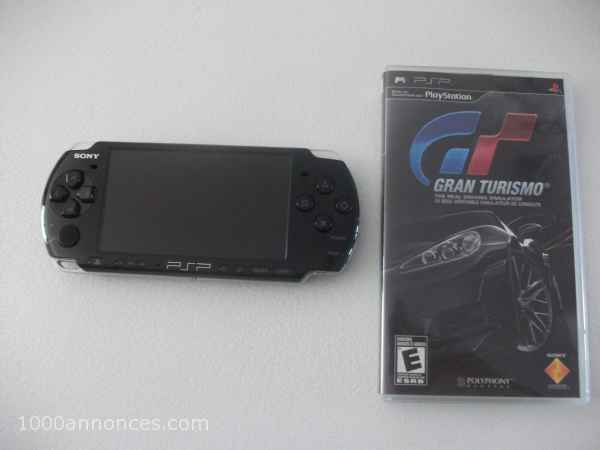 Console sony PSP avec un jeu