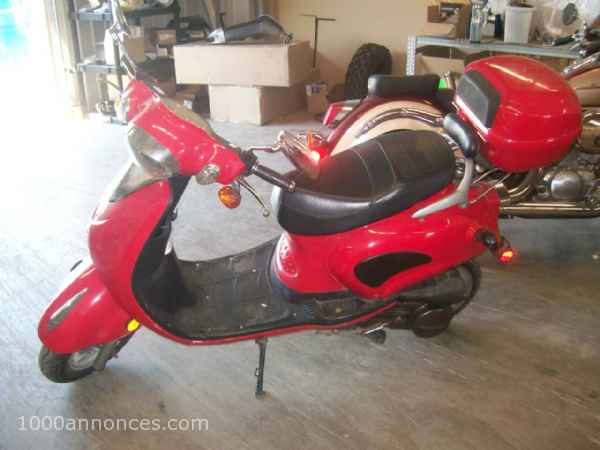 Pertutti  scooter 150cc rouge 2006