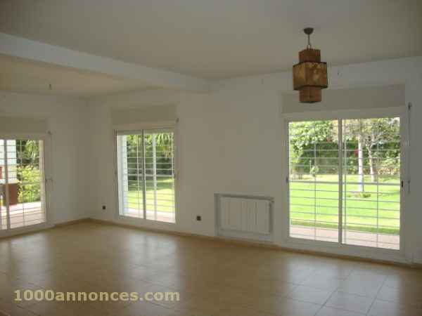 Villa vide a louer sur Olm