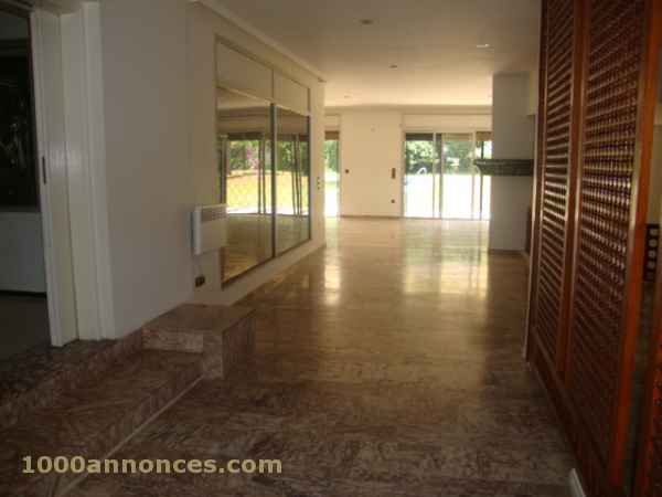 Villa vide a louer sur Hay Riad