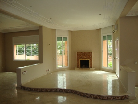 Villa vide a louer sur Suissi