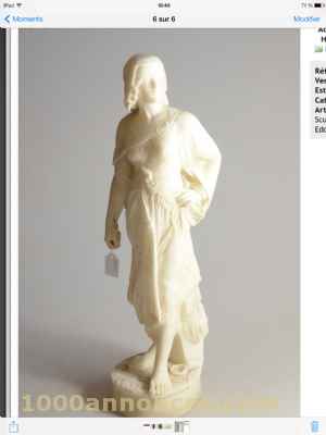 Statue femme marbre