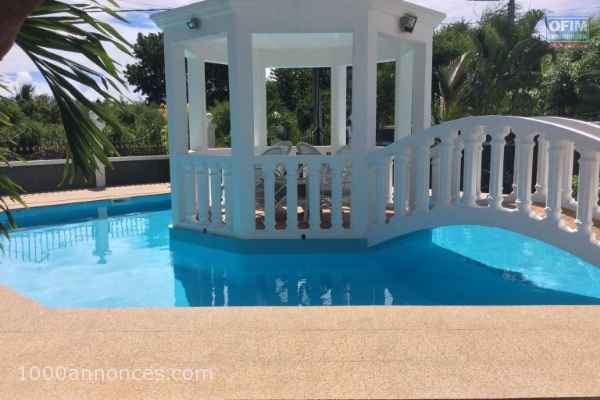 Location long terme Flic en Flac un studio