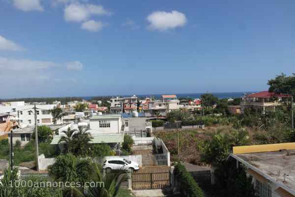 Location long terme à Flic en Flac, duplex 