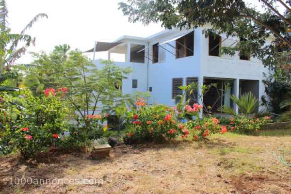 Superbe maison atypique style industriel 