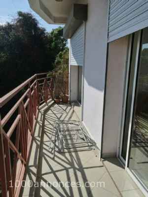 LOCATION APPARTEMENT T4 