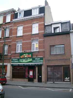 Maison avec commerce & 3 appartements haut 