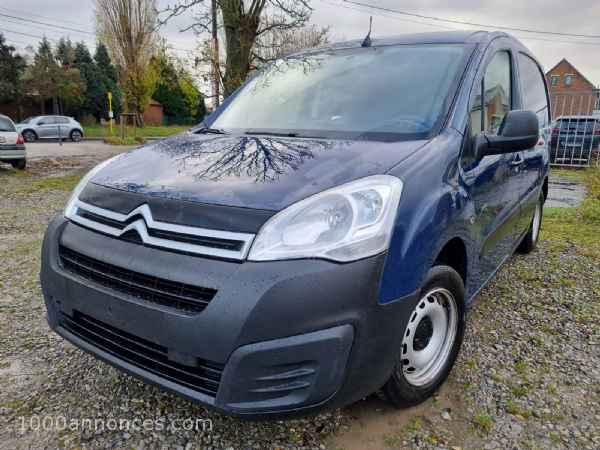 Citroen Berlingo 2018 bleu 1.6hdi Gps, Airco,