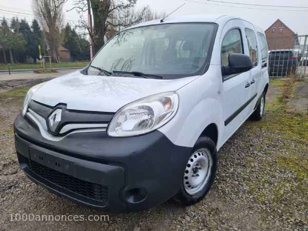 Automobile
