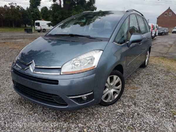 Automobile